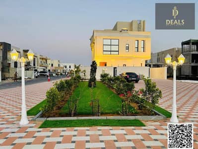 Luxury villa with a distinctive design in a prime location