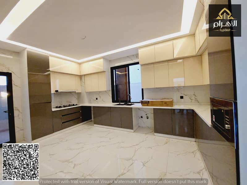 8 صورة واتساب بتاريخ 1447-04-16 في 00.25. 11_62dbee56. jpg
