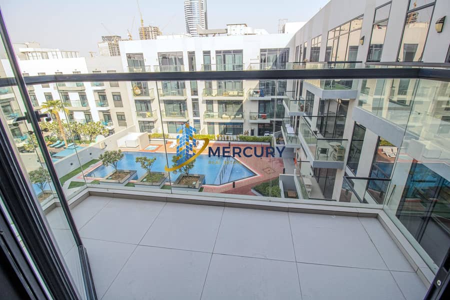 12 Aria-jvc-0555800213-rent21. jpg