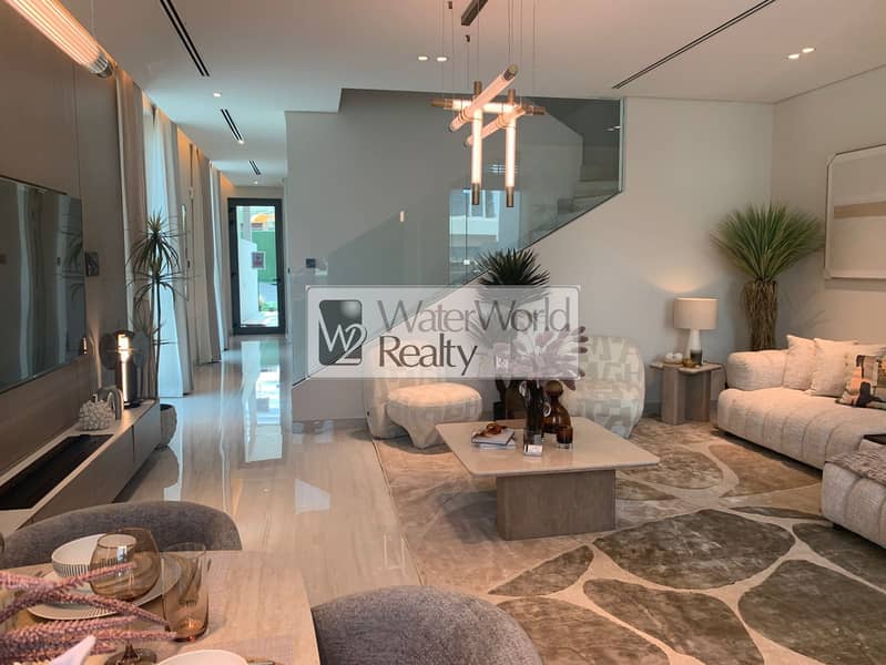 4 sale-4br-townhouse-jvc (15). jpg