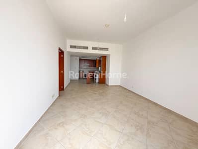 1 Bedroom Apartment for Rent in Motor City, Dubai - Top Floor | Spacious Balcony | Ready to Move