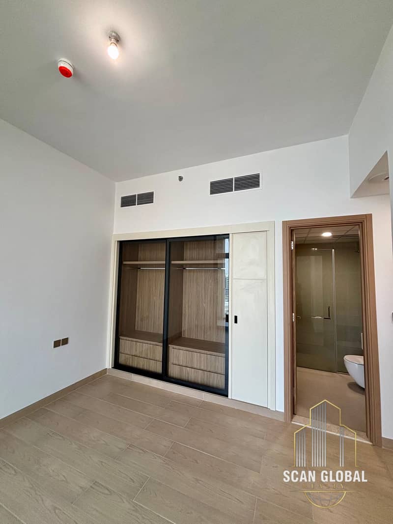 Modern 2-Bedroom in Haven Tower B – Prime Location – AED 130,000/Year - Image 7