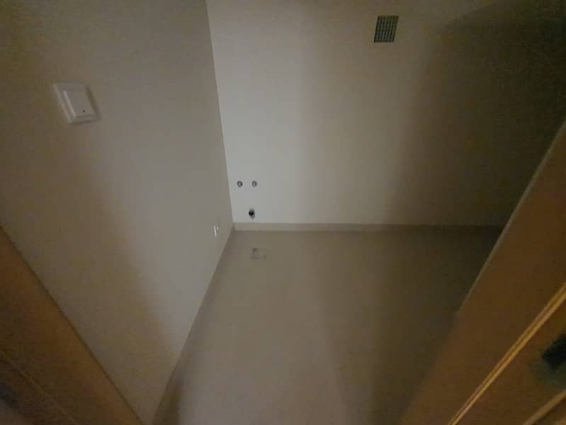 11 IMG-20251008-WA0045. jpg