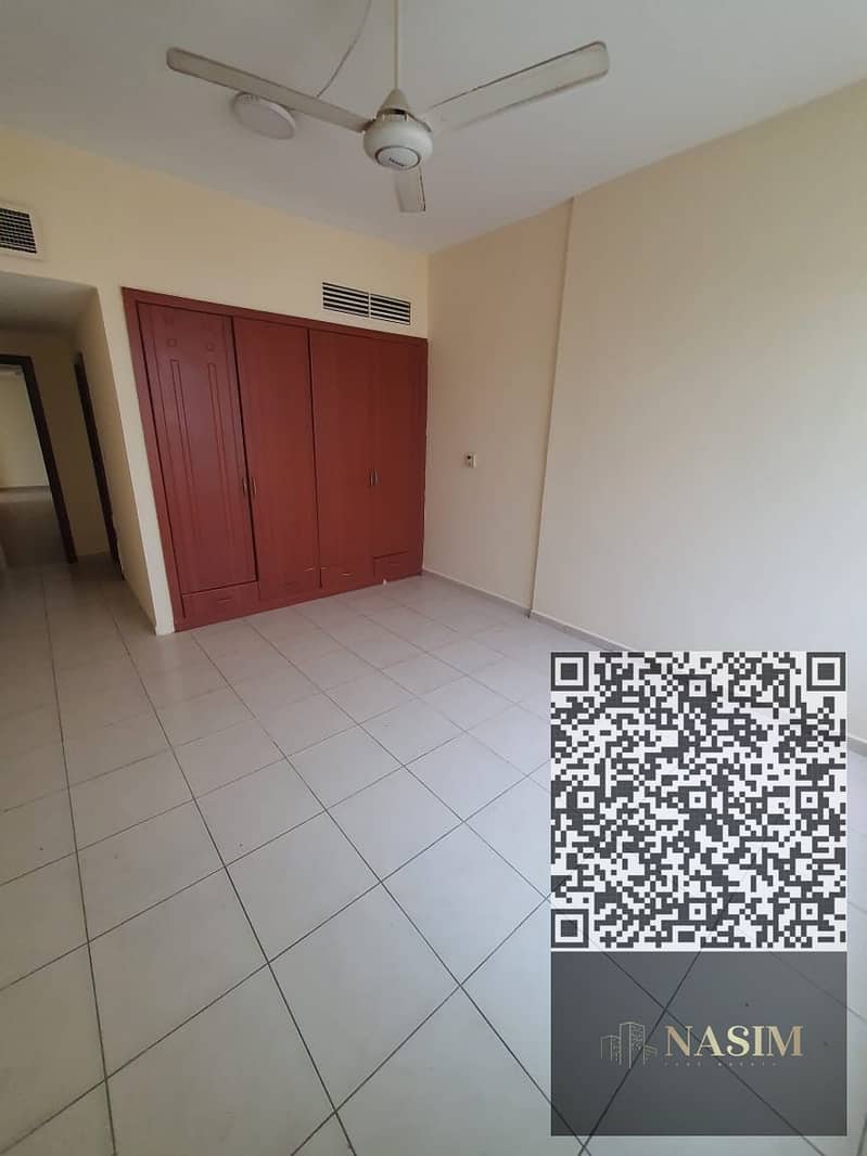 16 d1599eaf-6123-4dd2-b0ac-cbc1505a7f83. jpg