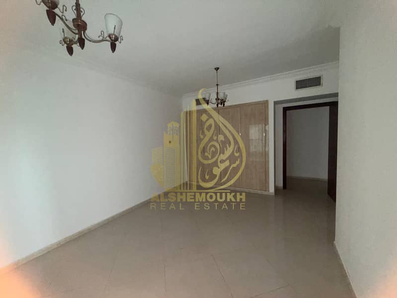 4 صورة واتساب بتاريخ 1447-04-16 في 12.46. 02_1227eb8d. jpg