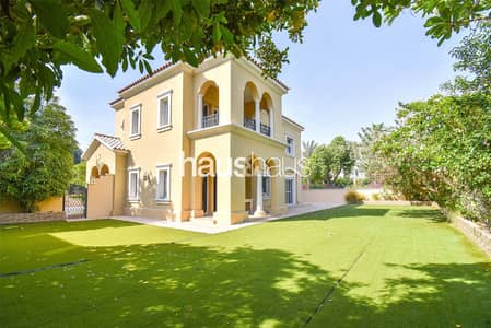 3 Bedroom Villa for Sale in Arabian Ranches, Dubai - Large Plot| Well Maintained| Renovation Potential
