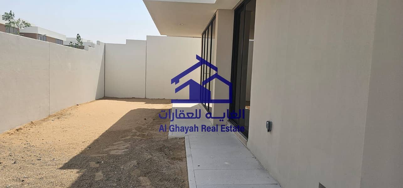 3 d34a1f01-65d4-4d73-9b1c-774f092eb472. jpg