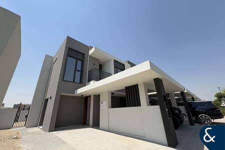 4 Bedroom Villa for Sale in Dubai South, Dubai - Single Row | 4Bed | Good Location | Must See