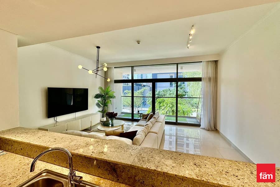 Park View | Furnished | Vacant