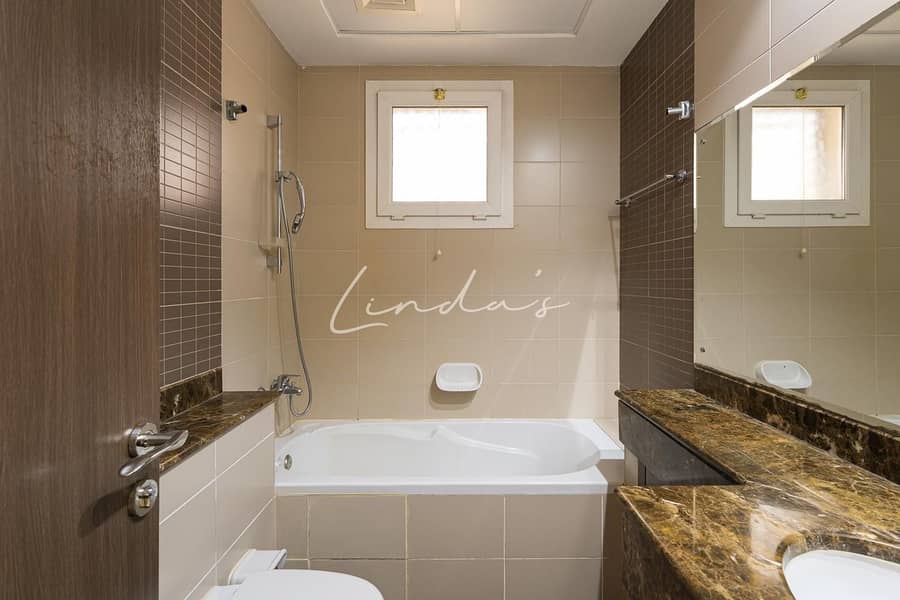 Stunning | Serene | Spacious | Priced to Sell - Image 8