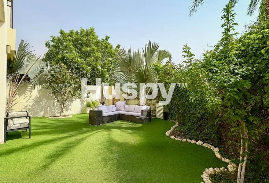 位于城市广场，努尔联排别墅 4 卧室的联排别墅 3500000 AED - 13005642