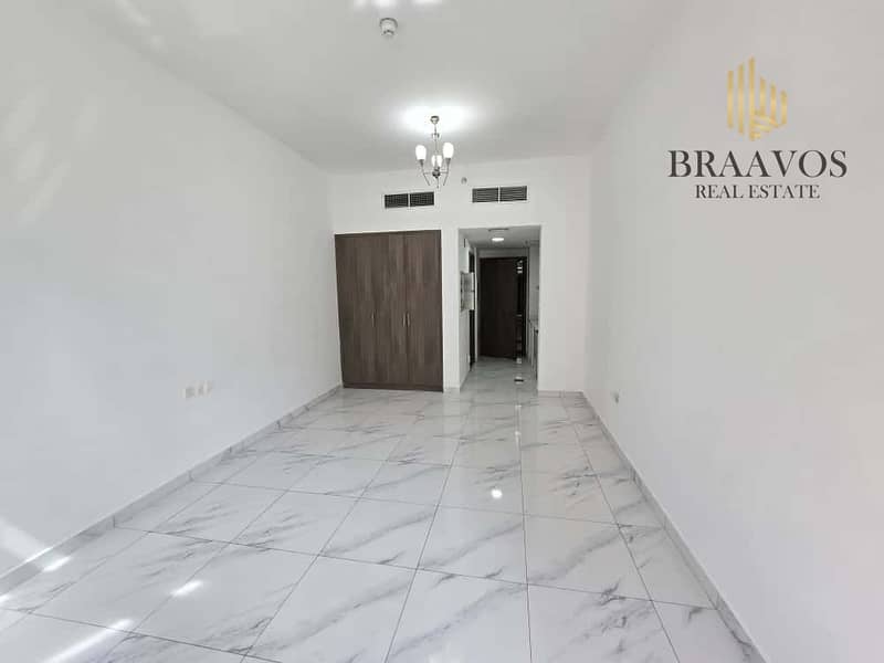 位于朱美拉环形村(JVC)，JVC第10区，宁静湖 5 号住宅 的公寓 55000 AED - 13011609