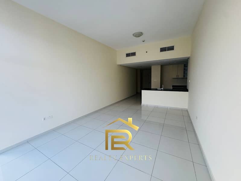 WhatsApp Image 2025-10-07 at 5.40. 55 PM. jpeg WhatsApp Image 2025-10-07 at 5.40. 55 PM. jpeg