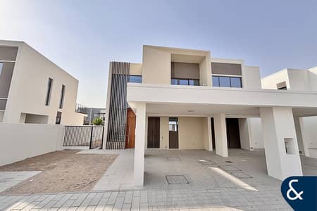 4 Bedroom Villa for Sale in The Valley by Emaar, Dubai - Close to Pool | End Unit | Large Plot | Aston