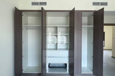تاون هاوس 3 غرف نوم للبيع في الرحمانية، الشارقة - تاون هاوس في مدينة الشارقة المستدامة،الشغرافة 1،الرحمانية 3 غرف 2500000 درهم - 10645924