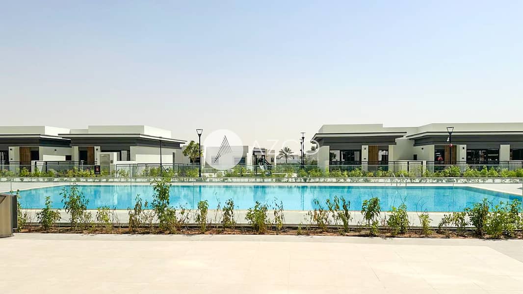 Modern Kitchen Appliances | New Building | Mid Floor Modern Kitchen Appliances | New Building | Mid Floor