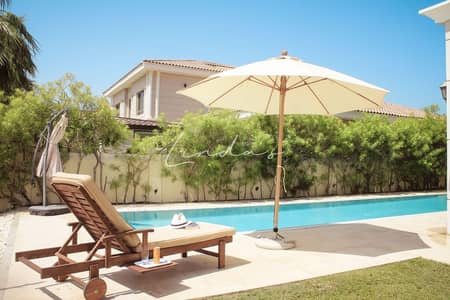 4 Bedroom Villa for Rent in Palm Jumeirah, Dubai - Luxury UpgradesI Fully Furnished I Marina Skyline