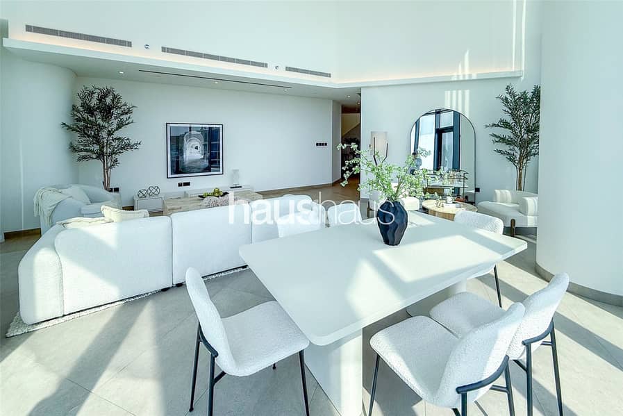 Family Home | Panoramic Views | Vacant On Transfer