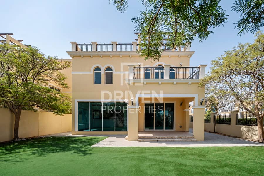 位于朱美拉公园社区，第9区 4 卧室的别墅 360000 AED - 13014447