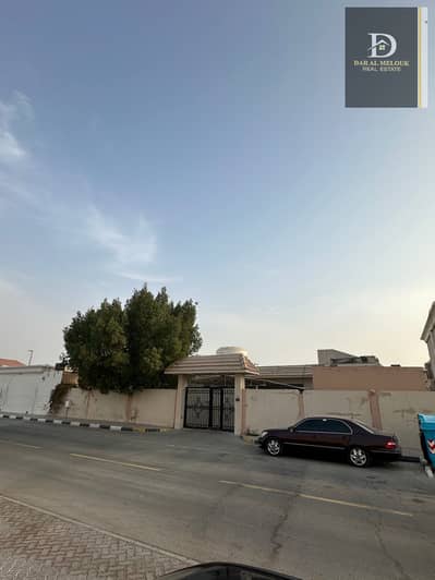 فیلا 5 غرف نوم للبيع في طرفا، الشارقة - WhatsApp Image 2025-10-08 at 5.46. 48 PM. jpeg