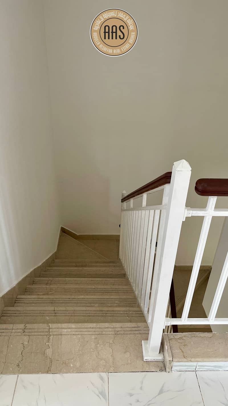 14 788c5cfe-54eb-4884-8384-deed1a6fd833. jpg