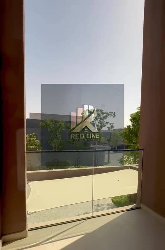 16 WhatsApp Video 2025-10-09 at 12.26. 33 AM_000064. jpg