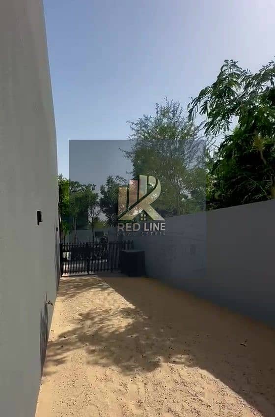 32 WhatsApp Video 2025-10-09 at 12.26. 33 AM_000039. jpg
