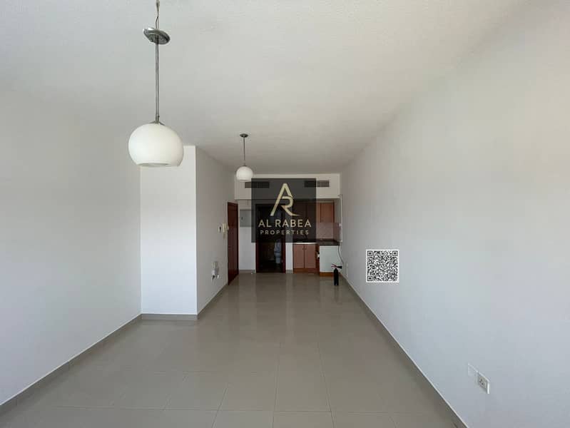 9 589377e6-2514-4edc-a5ab-339ed7481947. jpg