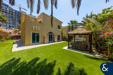 5 Bedroom Villa for Sale in Dubai Sports City, Dubai - Extended 5 Bed | Park Backing | Upgraded
