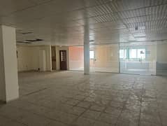 مستودع في القوز الصناعية 4،القوز الصناعية،القوز 2500000 درهم - 13013834