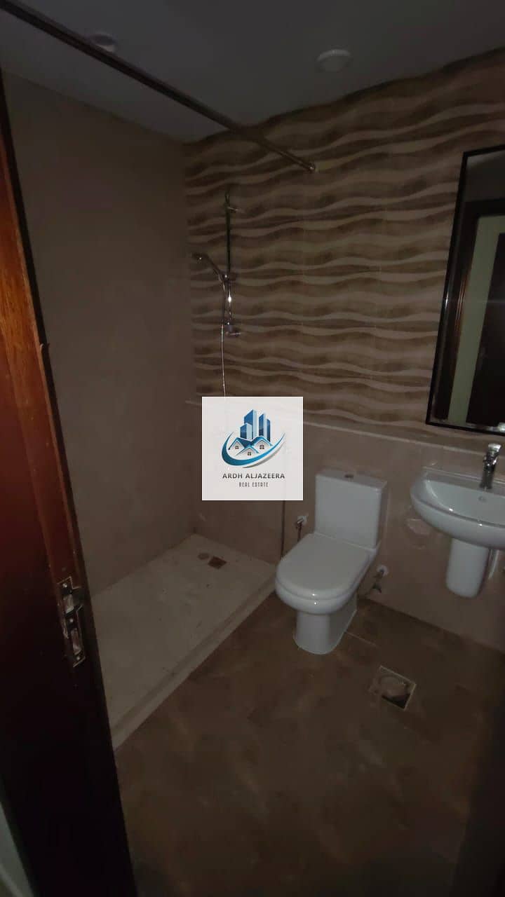7 WhatsApp Image 2025-01-26 at 9.58. 28 PM (1). jpg