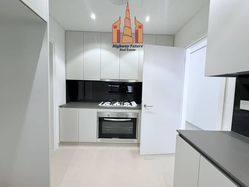 20 1000850457. jpg