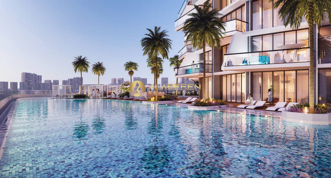 13 Exterior Royale 12. jpg