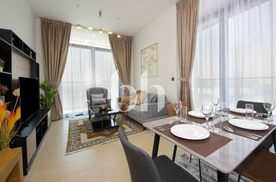 Largest layout | 12 Cheques | Open area views Largest layout | 12 Cheques | Open area views
