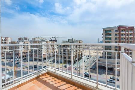 3BHK w/ 2 Parkings 3BHK w/ 2 Parkings
