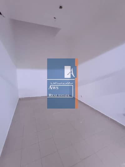 محل تجاري  للايجار في ديرة، دبي - WhatsApp Image 2025-01-03 at 16.34. 29_8a2340ab. jpg