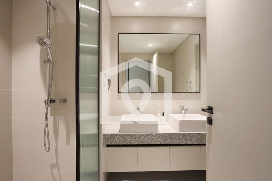 Chic 2BR at Marina Vista | Private Beach Access & Stunning Views - Image 26