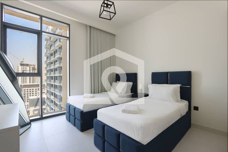 Chic 2BR at Marina Vista | Private Beach Access & Stunning Views - Image 32