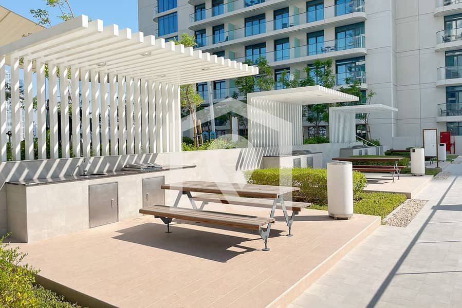 Chic 2BR at Marina Vista | Private Beach Access & Stunning Views - Image 45