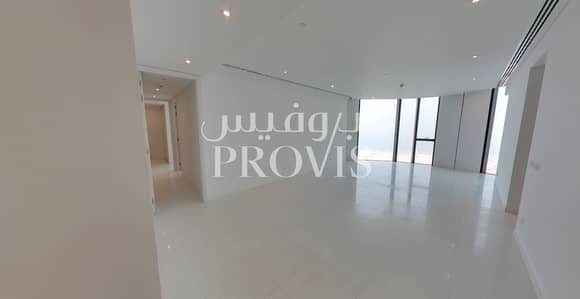Welcoming you with comfort and luxury vibe Welcoming you with comfort and luxury vibe