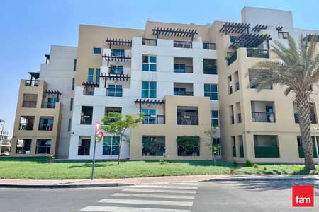 Studio for Sale in Al Quoz, Dubai - Exclusive Apt | Open kitchen | Prime Location