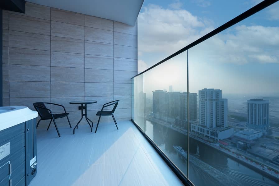 13 balcony 1. jpg