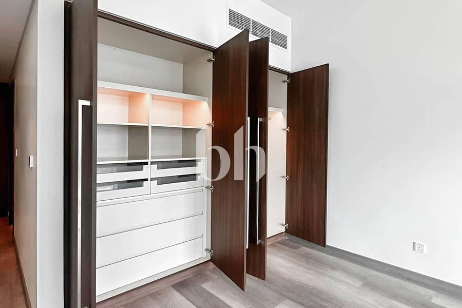 Fully Furnished | Burj Khalifa View | + Maids - Image 9