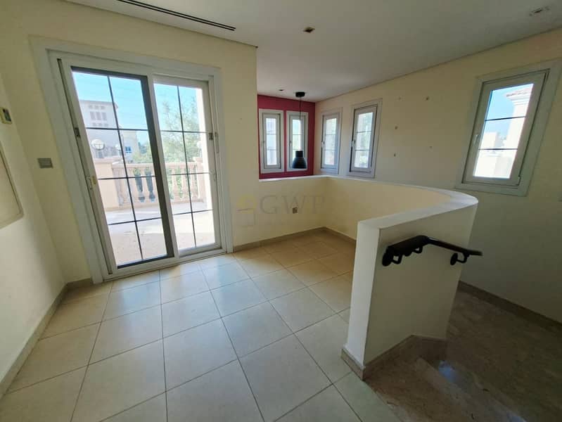 Lovely Garden | Next to Park | Easy Access - Image 9