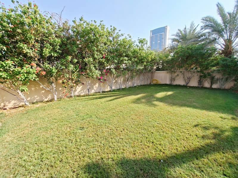 Lovely Garden | Next to Park | Easy Access - Image 22
