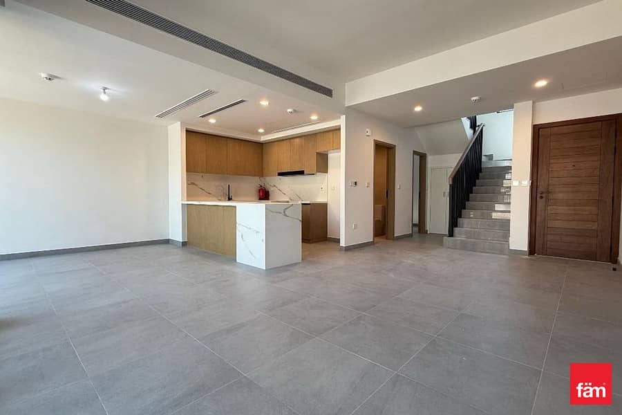 Таунхаус в Дубайлэнд,Вилланова,Ла Виолета,Ла Виолета 2, 3 cпальни, 180000 AED - 13025543 Таунхаус в Дубайлэнд,Вилланова,Ла Виолета,Ла Виолета 2, 3 cпальни, 180000 AED - 13025543