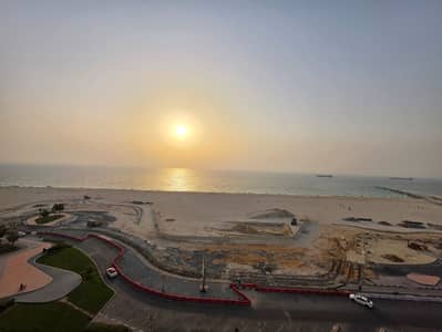 فلیٹ 3 غرف نوم للايجار في كورنيش عجمان، عجمان - IMG-20251009-WA0204. jpg