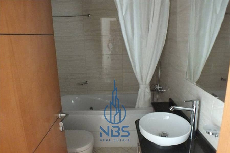 9 Bathroom-2. jpg