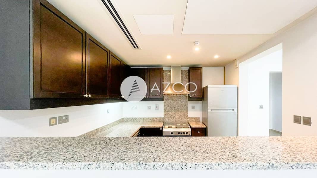 Elegant 1BR Converted Hallway | Massive Garden - Image 6