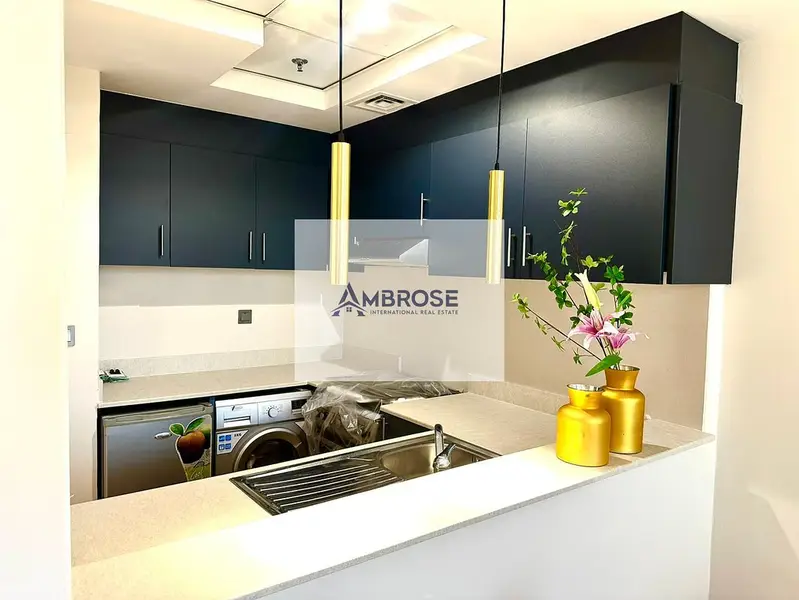 Study Room | Renovated | Furnished – pohled 3
